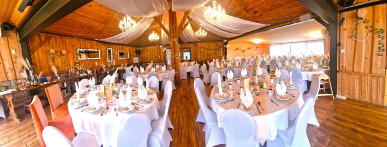 Tischdekoration Pav 10 Maximal Mögliche Runde Tische Ca 130 Bis 140 Personen